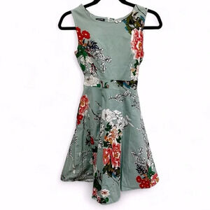 Acevog sleeveless floral fit & flare dress with tie belt full skirt size small